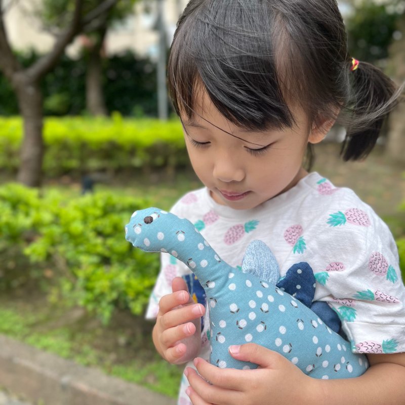 Pure cotton baby comforts little dinosaur-Blue Dots - ของเล่นเด็ก - ผ้าฝ้าย/ผ้าลินิน สีน้ำเงิน