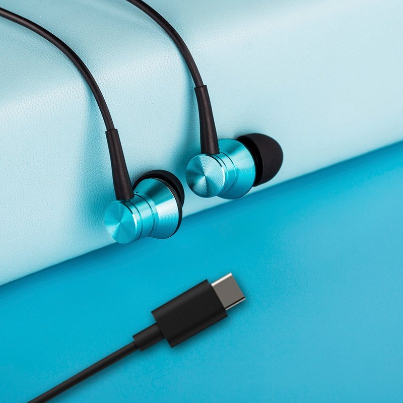 【1MORE】Piston Style Wired Headphones Type-C Version/P10 Lake Blue - Headphones & Earbuds - Other Materials Blue