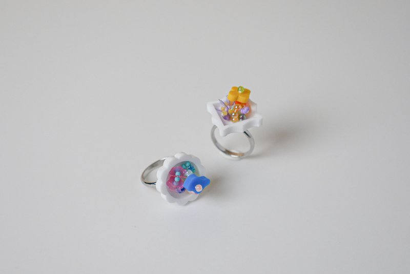 21g的生日禮物 白框戒指 共2色 【sep. beads x WU studio】 - 戒指 - 壓克力 白色