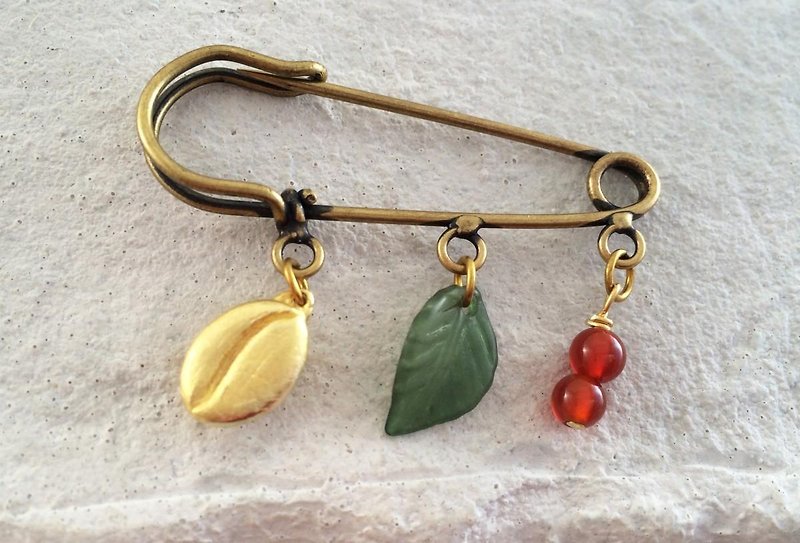 Coffee beans ◇ Stall pin brooch - Brooches - Other Metals Gold