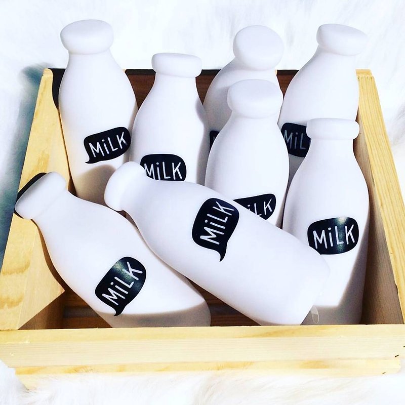 荷蘭｜a Little Lovely Company ❤北歐風 療癒牛奶夜燈 - 燈具/燈飾 - 塑膠 白色
