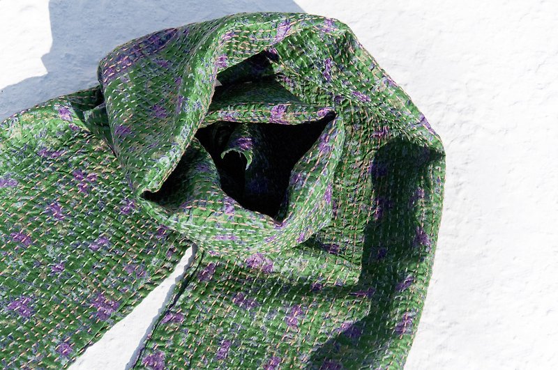 Valentine's Day Gift Birthday Gift Mother's Day Gift Limited Hand-sewn Sari Fabric Scarf/ Embroidered Scarf/ Silk Embroidered Scarf/ Hand-sewn Sari Thread Scarf/ Indian Silk Embroidered Scarf-Walking Green Flower Forest Garden - Scarves - Silk Green