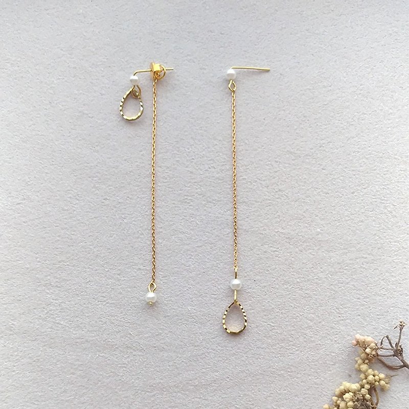 e065-微光-黃銅珍珠 針式夾式耳環 - 耳環/耳夾 - 銅/黃銅 白色