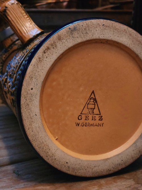 ドイツ紋章 陶器製ビールグラス 西ドイツ 1949 ～ 1990 年 ドイツの