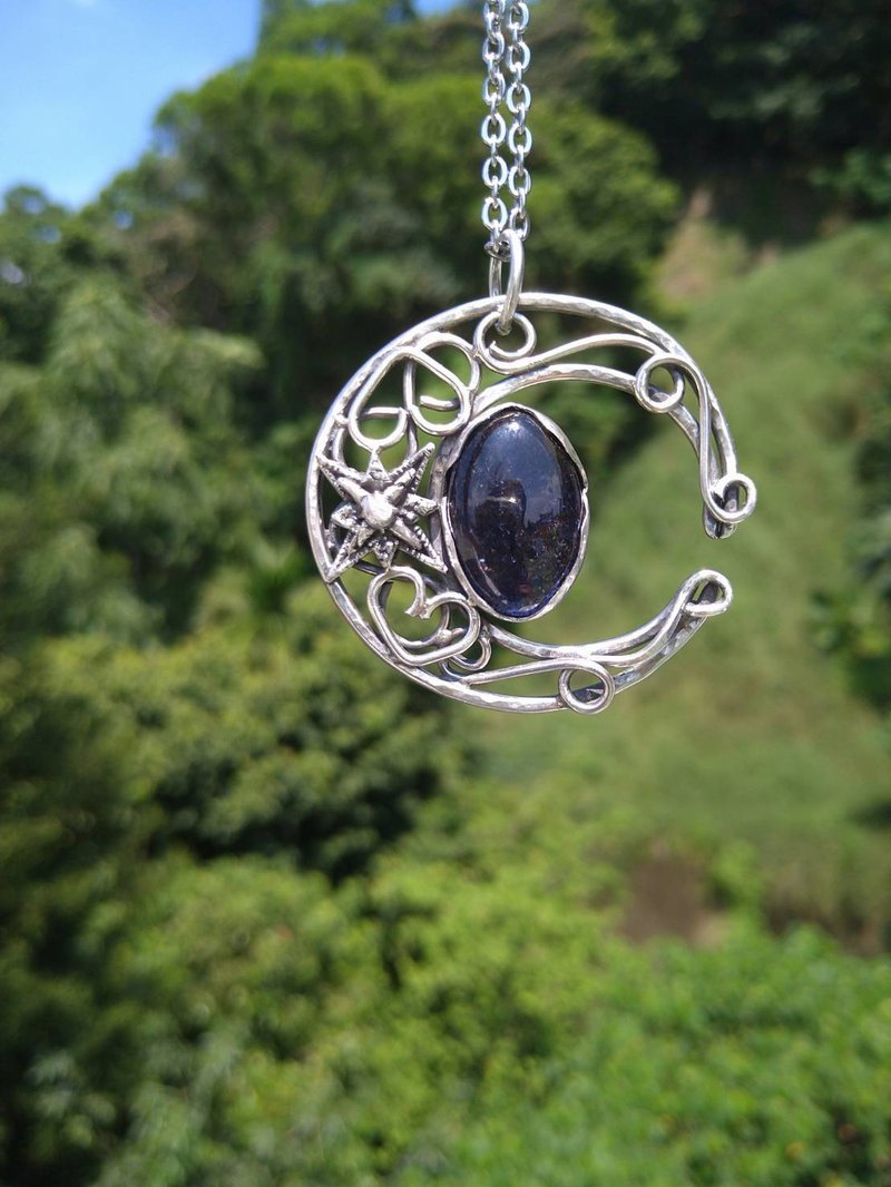 Black Stone Silver Pendant - สร้อยคอ - เงิน 