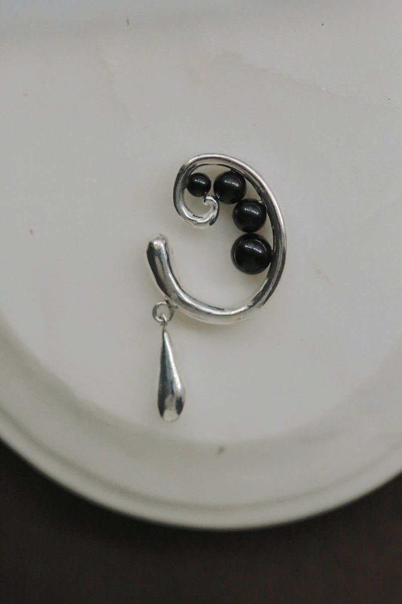 Vortex Shell Ear Cuff | 渦貝耳骨夾 - 耳環/耳夾/耳骨夾 - 純銀 銀色