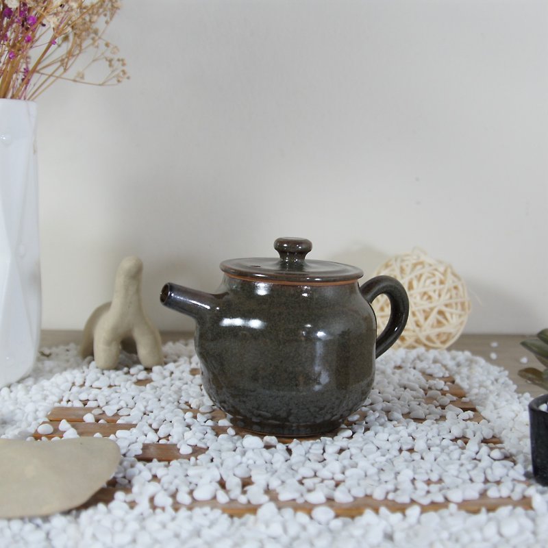 海參綠茶壺-容量約130ml - 茶具/茶杯 - 陶 綠色