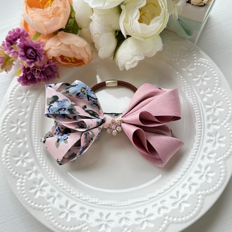 Exclusive adult cute color-blocked thin bow hair tie - pink - เครื่องประดับผม - วัสดุอื่นๆ สึชมพู