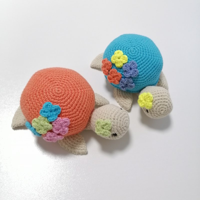 Crocheted soft toy turtle - 寶寶/兒童玩具/玩偶 - 棉．麻 粉紅色