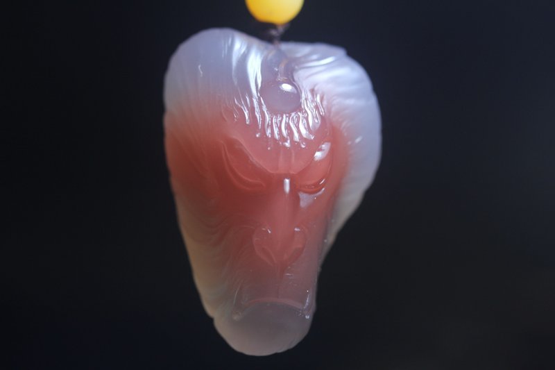 【客製款】非洲南紅瑪瑙 孫悟空  大聖歸來頭像 掛件生肖  猴 - 項鍊 - 玉石 紅色