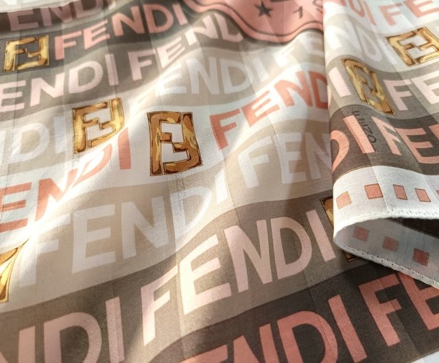 美品 FENDI ヴィンテージ スカーフ 2118900000384-00.jpg