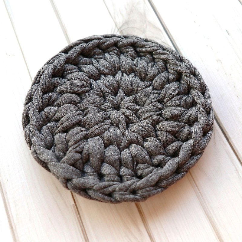 Round cloth hand-crocheted coaster / thermal insulation coaster gray gift customization - ที่รองแก้ว - ผ้าฝ้าย/ผ้าลินิน สีเทา