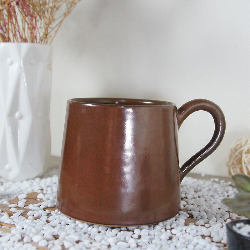 情熱的な深紅のコーヒーカップ、ティーカップ、マグカップ、カップ、山形カップ - 約300ml - マグカップ - 陶器 レッド