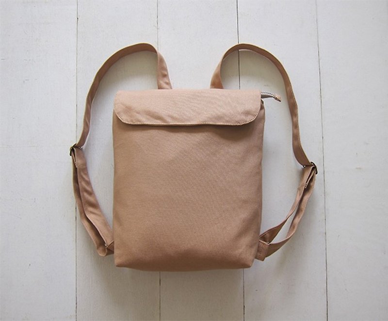 Canvas Backpack- Small (Zipper Closure / External Zipper Pocket) - Caramel + Creamy-White - กระเป๋าเป้สะพายหลัง - ผ้าฝ้าย/ผ้าลินิน หลากหลายสี