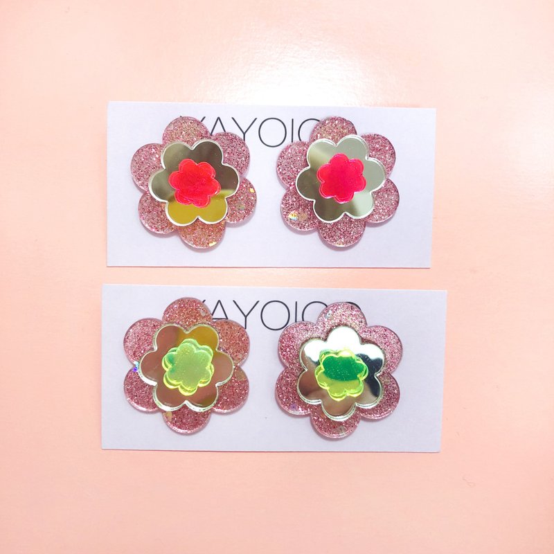 RAME FLOWER PINK / pierced earrings・clip-on earrings - 耳環/耳夾/耳骨夾 - 壓克力 多色