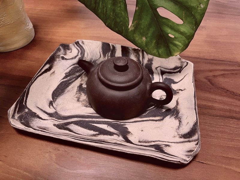 江山盤。時尚老靈魂。江山如畫 來一場餐桌茶席上的穿越 - 盤子/餐盤/盤架 - 陶 銀色