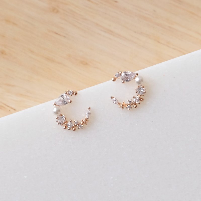 ALYSSA & JAMES moon moon series Stone pearl earrings 925 Silver needles - ต่างหู - เครื่องประดับพลอย สีทอง