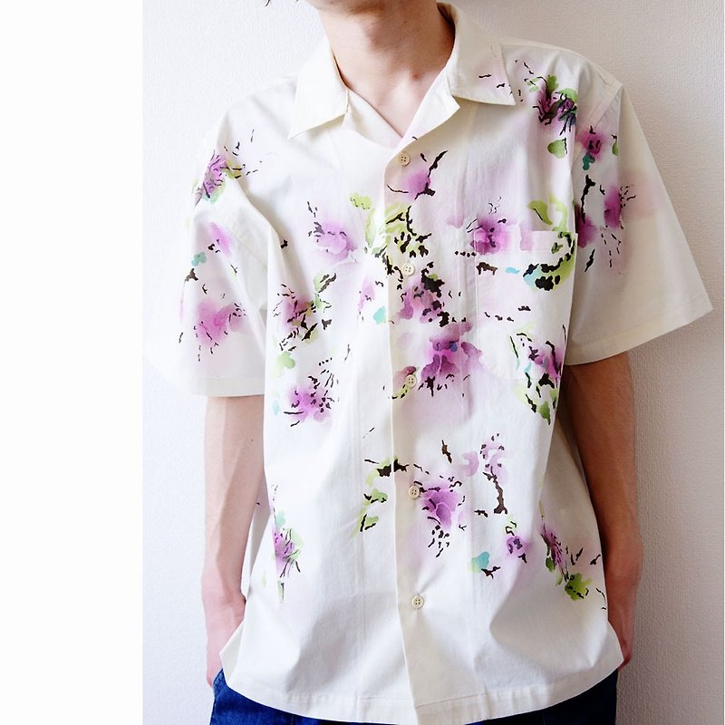 Flower paint is a beautiful design and elegant shirt - เสื้อฮู้ด - ผ้าฝ้าย/ผ้าลินิน หลากหลายสี