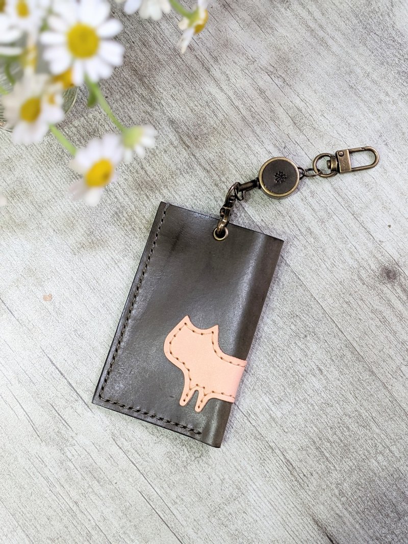 Handmade genuine leather leisure card holder, ID holder, gogoro card holder/with telescopic pull ring and easy-pull buckle - ที่ใส่บัตรคล้องคอ - หนังแท้ สีแดง