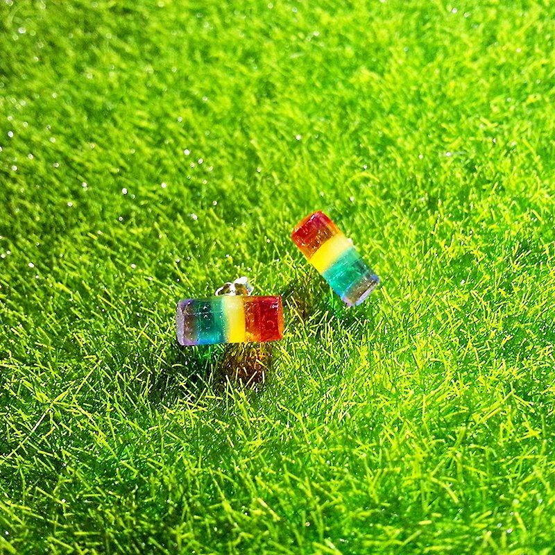 color & flower 925 sterling silver six-color rainbow resin auricular (ear clip-on can be changed) - Earrings & Clip-ons - Other Materials Multicolor
