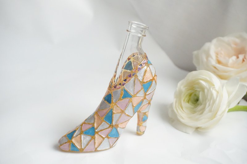 Stained glass shoe vase/decoration (candy color) - Pottery & Ceramics - Glass Multicolor