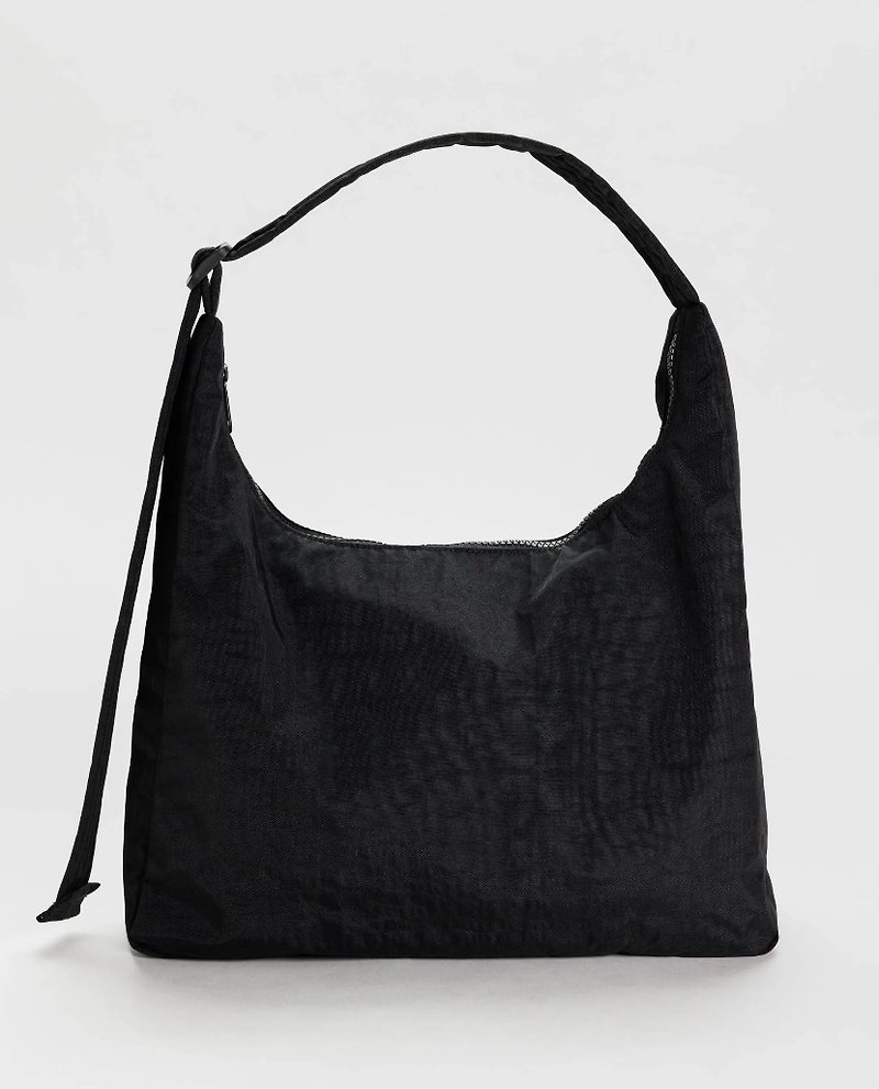 BAGGU - Nylon Shoulder Bag Large Size - Black - กระเป๋าแมสเซนเจอร์ - วัสดุกันนำ้ สีดำ