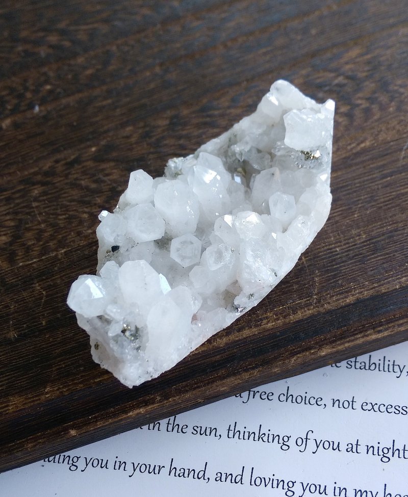Quartz with Chalcopyrite 江西 水晶 黃銅礦共生 天然礦石 原礦 - 擺飾/家飾品 - 其他材質 