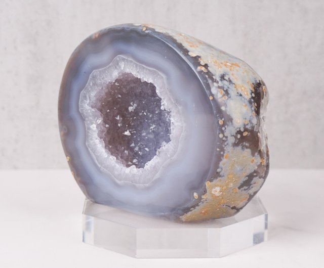 瑪瑙水晶洞// 招財淨化空間帶來平靜// 贈底座宇宙礦飾UCHUU