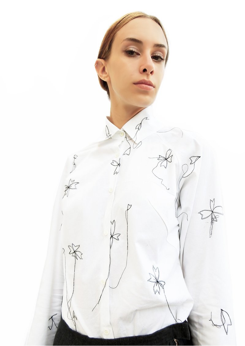 ハイカラーステッチ刺繍入りシャツ/白/イタリアンコットンブロード100% - 恤衫 - 棉．麻 白色