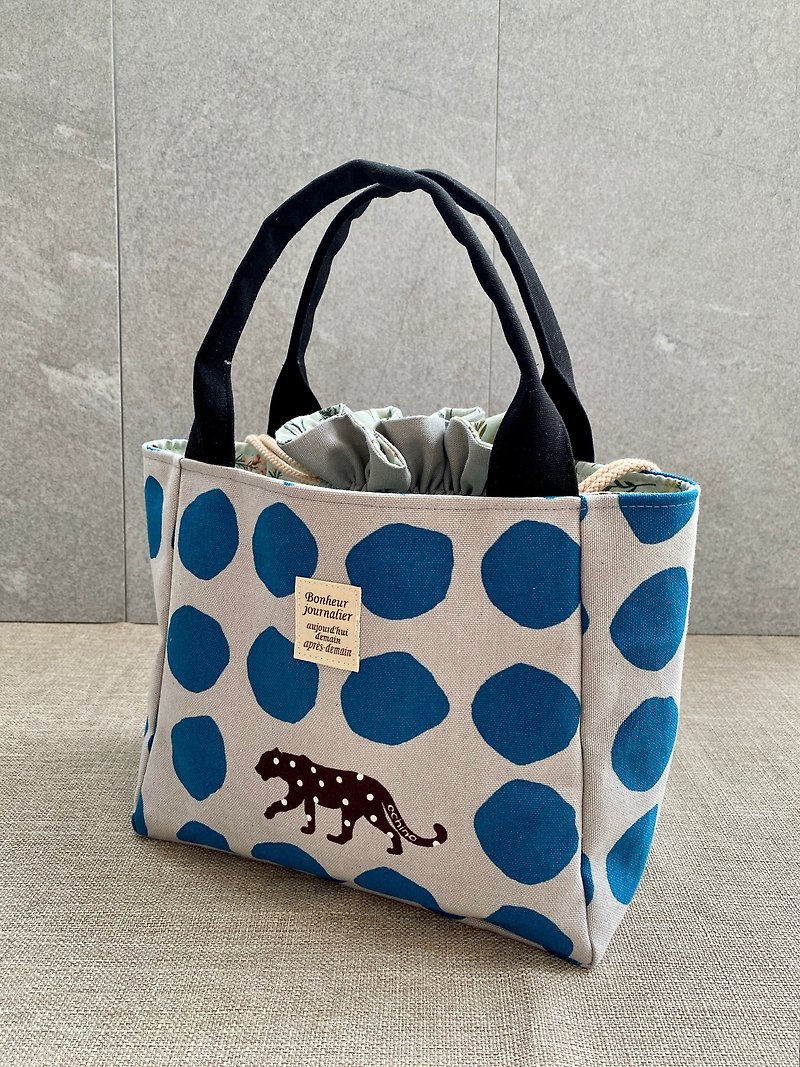 Mother's Day gift. Tote bag with attached pocket-Gujiabao - กระเป๋าถือ - ผ้าฝ้าย/ผ้าลินิน 