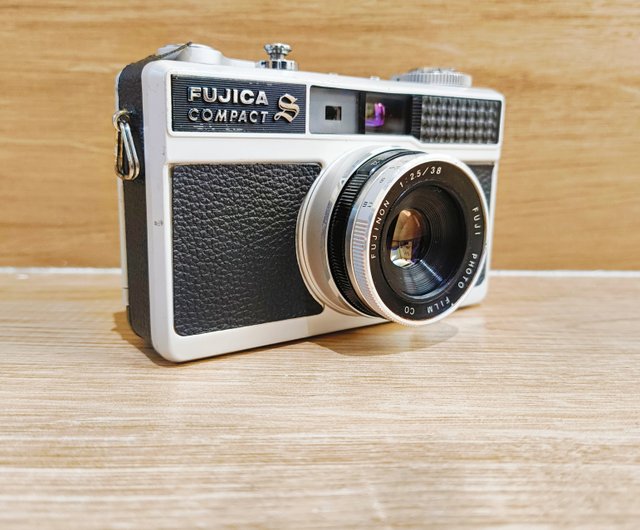 135フィルムカメラ】80％新品フジカコンパクトS大口径f2.5