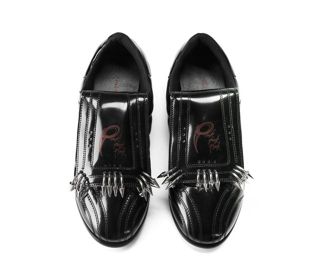 Black glossy punk sports sneakers tongue with removable