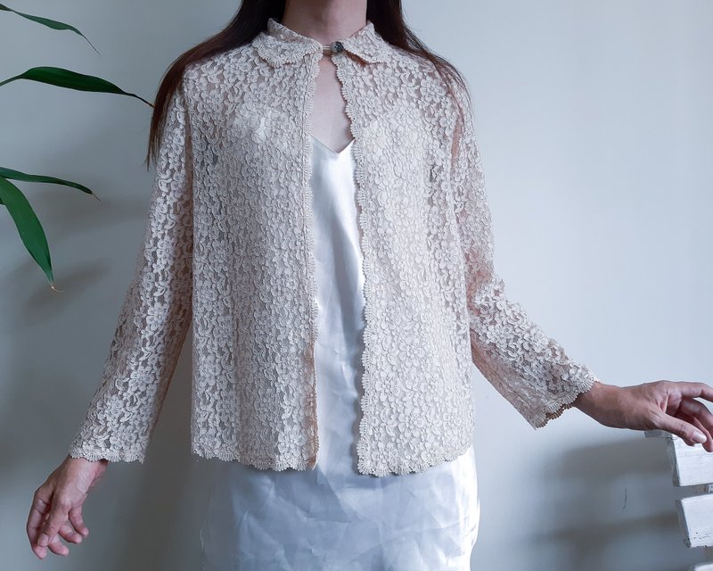 Vintage 50s 60s Antique Lace Blouse Cream Beige Top Jacket Long Sleeve Size M - Women's Tops - Polyester Khaki