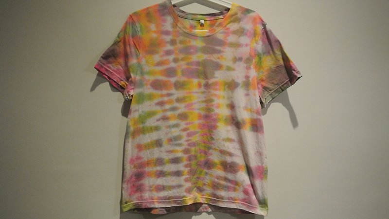 Yan Yan - hand dyeing clothing - Unisex Hoodies & T-Shirts - Cotton & Hemp Multicolor