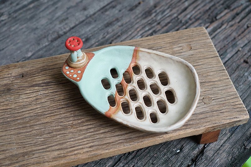  Soap dish , handmade ceramic - 肥皂/手工皂 - 陶 藍色