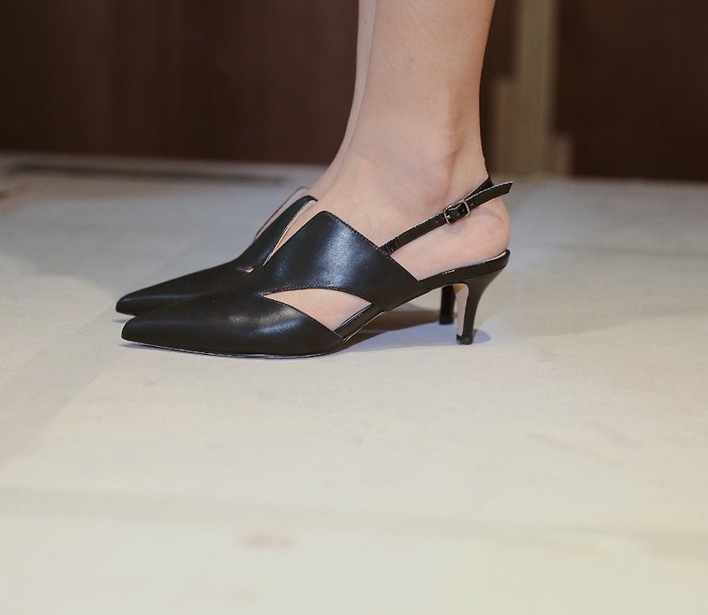 V side excavation minimalism with sandals black - High Heels - Genuine Leather Black