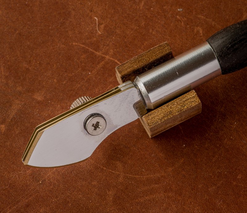 Hand made ruling pen for expressive  calligraphy/Three blades/ Handle carved - 沾水筆 - 其他金屬 銀色