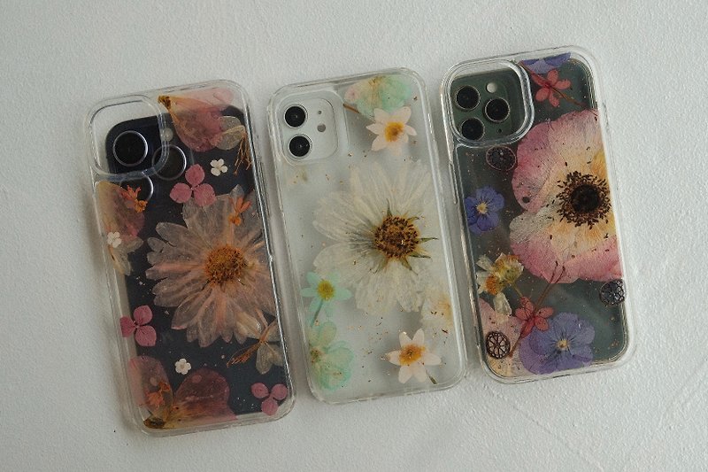 Special offer in stock before going abroad/iPhone14 plus embossed mobile phone case embossed hand-made glue guarantee - Phone Cases - Plants & Flowers Pink