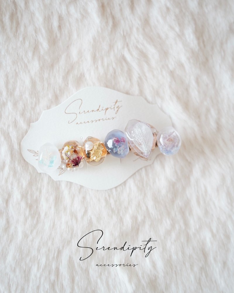 Dried Flower Gem Hairclip - Bluish Purple - เครื่องประดับผม - เรซิน สีม่วง