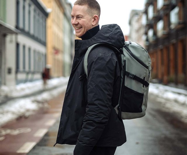 Street FLX ストリートスパイン拡張バックパック 30~35L