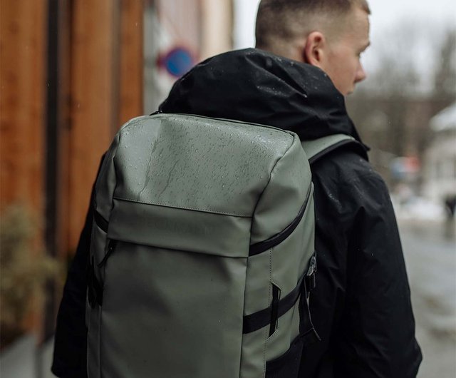 Street FLX ストリートスパイン拡張バックパック 30~35L