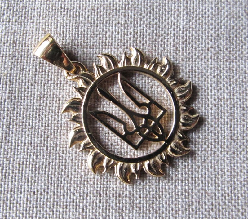 Ukraine trident in the sun necklace pendant,ukrainian emblem tryzub,tryzub charm - 吊飾/掛飾 - 銅/黃銅 金色