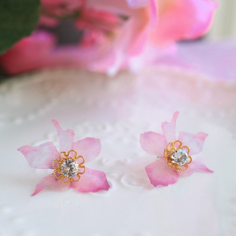 Purple organza Silk gift diamond crystal flower petal Cherry blossoms Earrings - Earrings & Clip-ons - Silk Pink