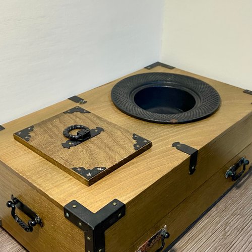 古い阿多張り煙管　銀製品　煙草入れ　煙菅入れ　火皿下に修復あります　時代物骨董品 古い阿多張り煙管 銀製品 煙草入れ 煙菅入れ 火皿下に修復