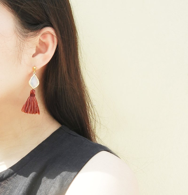 *coucoubird*Ethnic style deep ruby earrings - Earrings & Clip-ons - Gemstone Red