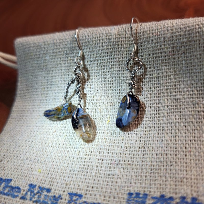 •Spiritual• Blue Peter Stone wire-wound sterling silver ear hook earrings - ต่างหู - คริสตัล สีน้ำเงิน