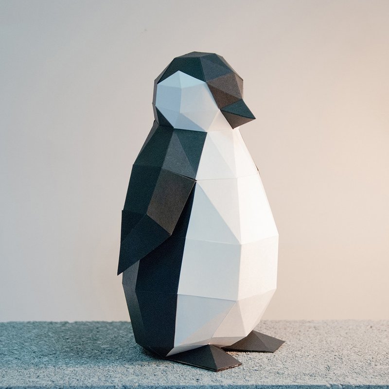 DIY hand-made 3D paper model decoration animal series-polar penguin baby (additional iceberg can be purchased) - ตุ๊กตา - กระดาษ สีดำ