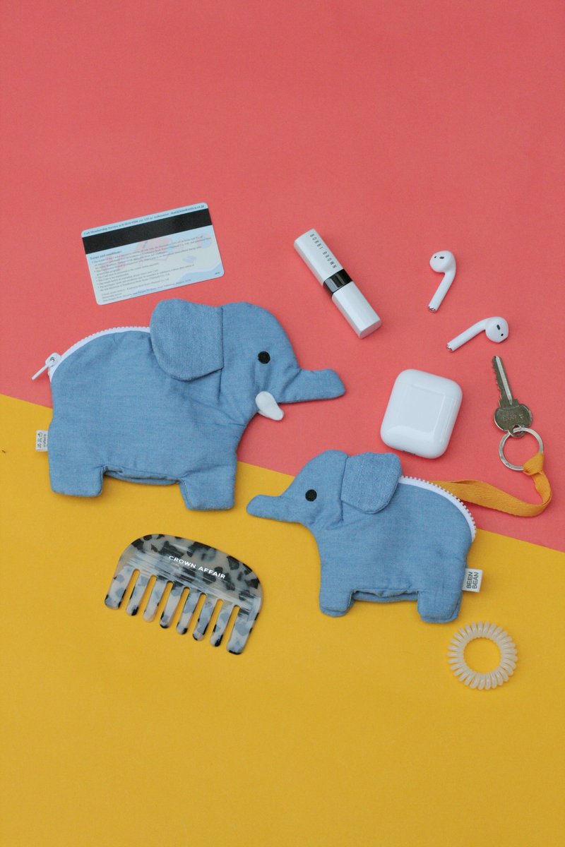 Elephant and mini Elephant pouch - กระเป๋าเครื่องสำอาง - ผ้าฝ้าย/ผ้าลินิน สีน้ำเงิน