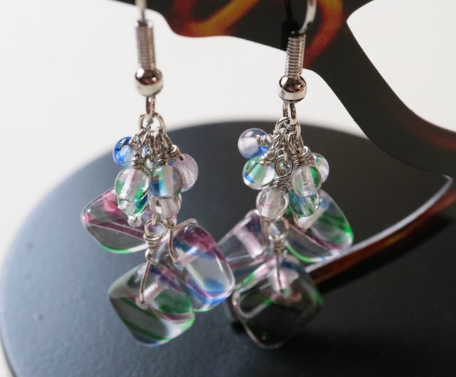 アイリスガラスのネックレス イヤリングまたはピアス デミパリュール