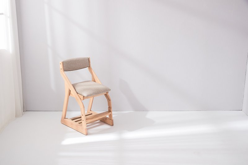 Calla Adjustable Solid Wood Grow Chair